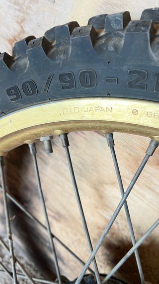 Llantas Honda XRV 750 Africa Twin RD04