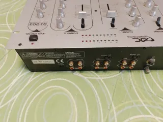 Mezclador DJ PAC DJ-203 mesa mezclas