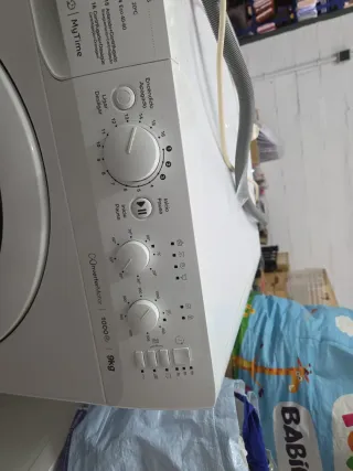 Lavadora Indesit 9kg 1000rpm