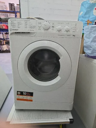 Lavadora Indesit 9kg 1000rpm