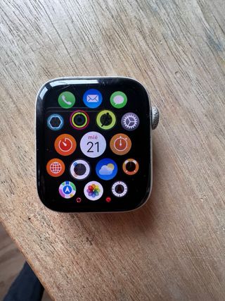Apple Watch SE 44mm Plata GPS