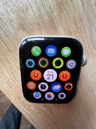 Apple Watch SE 44mm Plata GPS