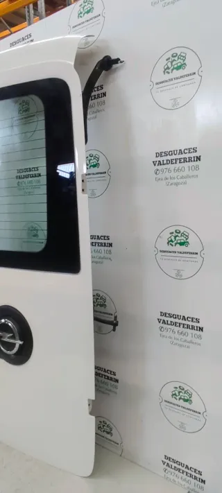 Puerta trasera derecha Opel Combo