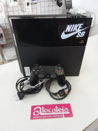 PS4 500 GB + Mando Original Sony