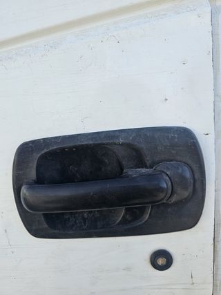 Despiece Nissan Atleon 3.0