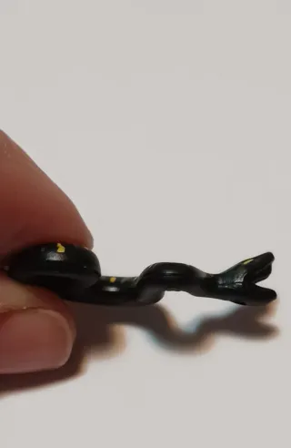 Playmobil explorador con serpiente y machete