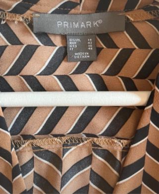 Blusa camel talla 44