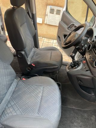 Peugeot Partner 2012