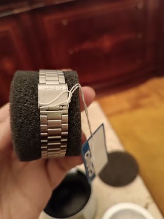 Reloj Casio Vintage Unisex Plata y Blanco