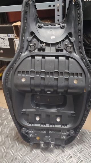 Asiento Yamaha T-Max