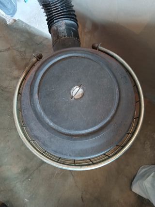 Estufa de leña metálica