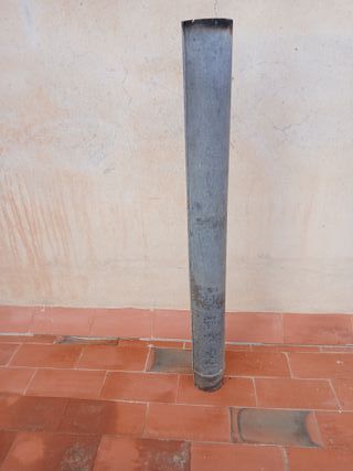 Estufa de leña metálica