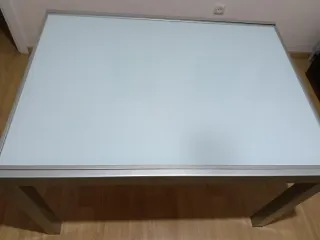 Mesa Comedor Cristal y Metal