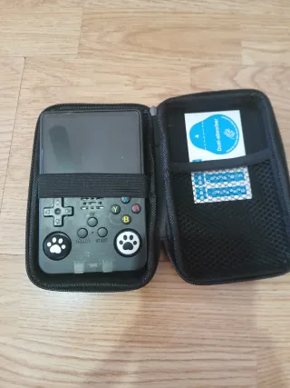 Consola Retro R36S Negra