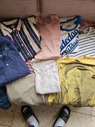 Lote Ropa Variada Hombre. 5 euros cada uno.