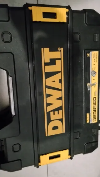 Taladro Atornillador Dewalt DCD709 Nuevo