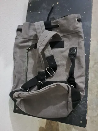 Mochila LA VUELTA Lona Gris Negra