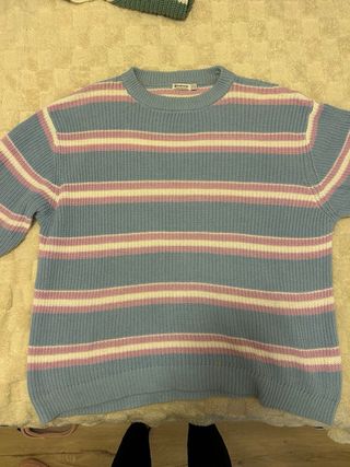 Jersey Stradivarius rayas azul/rosa Talla M