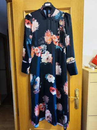 Vestido estampado floral estilo oriental