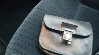 Bolso de cuero para reparto