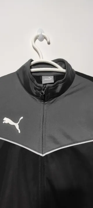 Sudadera Puma negra con cremallera