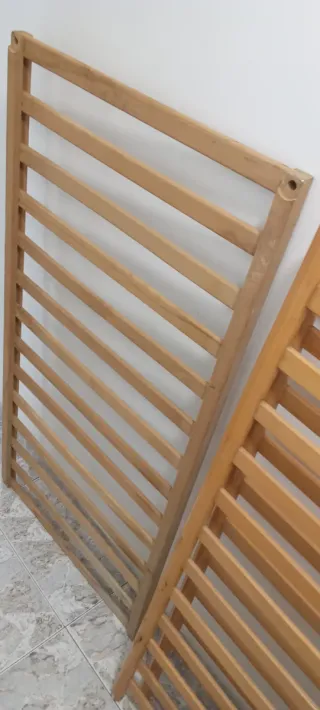 Culla pieghevole in legno