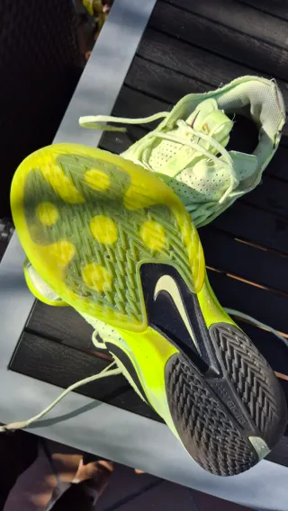 Sneakers sportive verdi e gialle