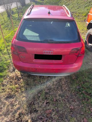 Audi A4 2007 AVERIADO