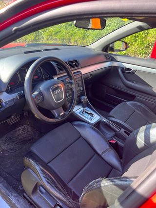 Audi A4 2007 AVERIADO