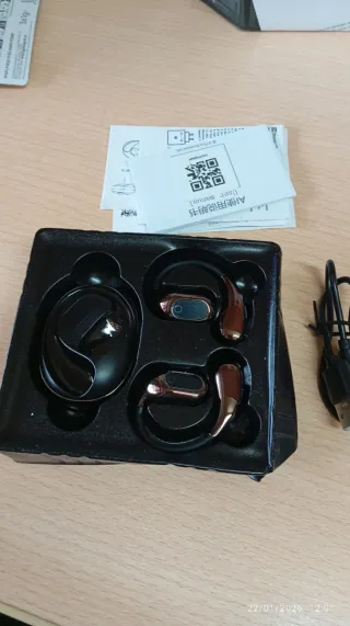 Auriculares Bluetooth Negro y Dorado