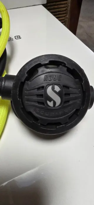 Regulador Scubapro con consola y octopus