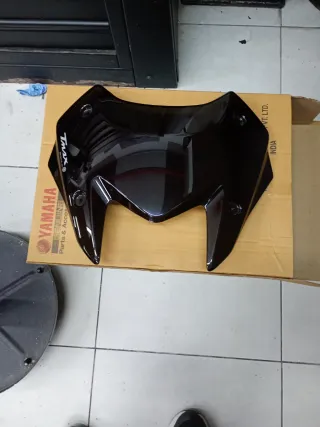 Pantalla Yamaha TMAX Negra