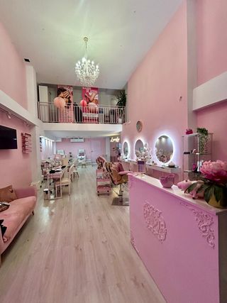 TRASPASO DE SALON DE BELLEZA