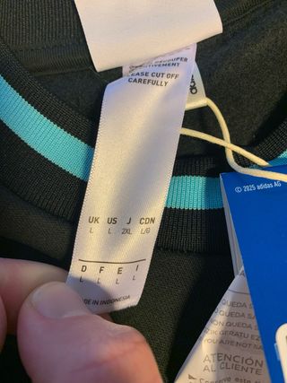 Sudadera Adidas Crewneck SWT Negra NUEVA