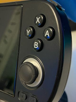 Anbernic RG405H Negra y Multicolor