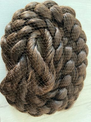 Moño de fallera castaño