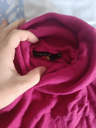 Camiseta cuello alto rosa