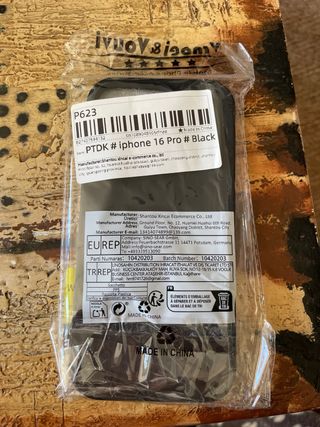 Funda PTDK iPhone 16 Pro Negra