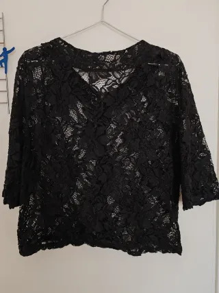 Coprispalle pizzo nero con zip