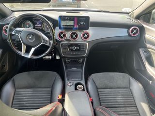 Mercedes-Benz Clase CLA250 AMG LINE
