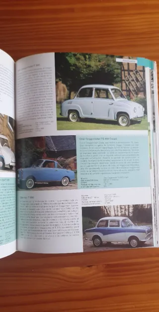 1000 automoviles/ 1000 Automobiles (Spanish Edi...