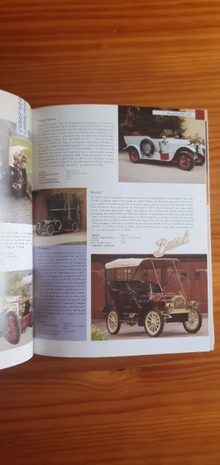 1000 automoviles/ 1000 Automobiles (Spanish Edi...
