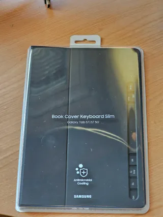 Samsung Book Cover Keyboard Slim Galaxy Tab S7