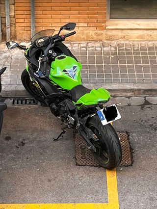 Kawasaki Ninja 650 - Moto Deportiva