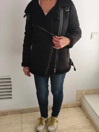 Chaqueta de cuadros beige y marrón