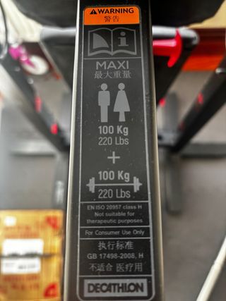 Banco musculación + barra + mancuernas