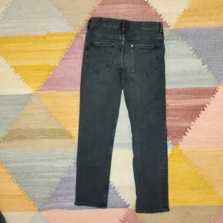 Pantalons texans nen talla 8 anys.