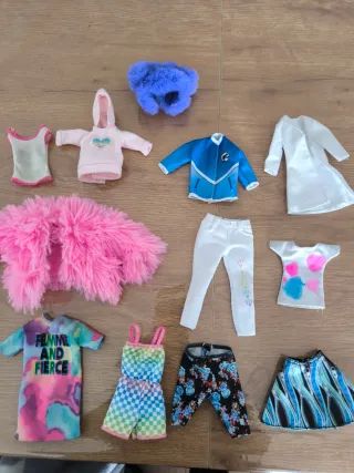 Pack Ropa Barbie