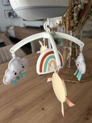 Mobile musicale per culla con nuvole e arcobaleno Fisher-Price