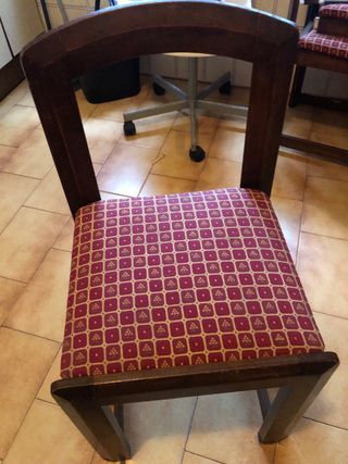 Mesa de cocina y 2 sillas